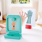 Juego Médico del Pequeño Doctor | Hape | Juego inclusivo